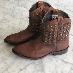 Frye Wyatt Disc Short Boots